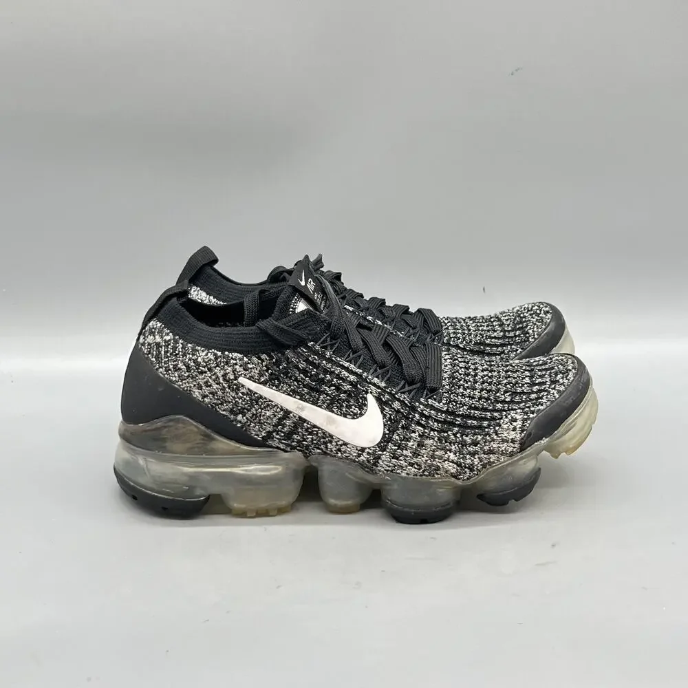 Nike Shoes Boys 5 Black White Air VaporMax Flyknit Running Sneakers Comfort